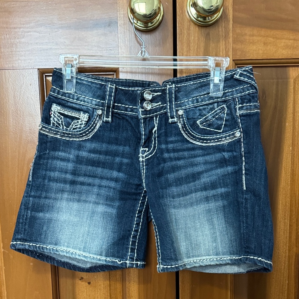 Vigoss Size 1/2 New York Short Dark Blue Wash Jean Shorts with White Stitching